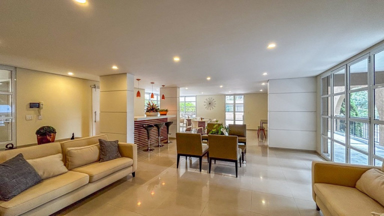 Imagem Apartamento com 3 Quartos à Venda, 137 m² em Vila Suzana - São Paulo