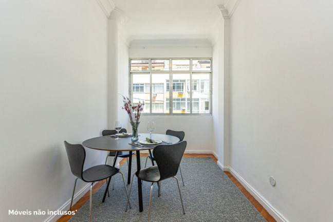 Imagem Imóvel com 3 Quartos à Venda, 94 m² em Copacabana - Rio De Janeiro Imagem Imóvel com 3 Quartos à Venda, 94 m² em Copacabana - Rio De Janeiro