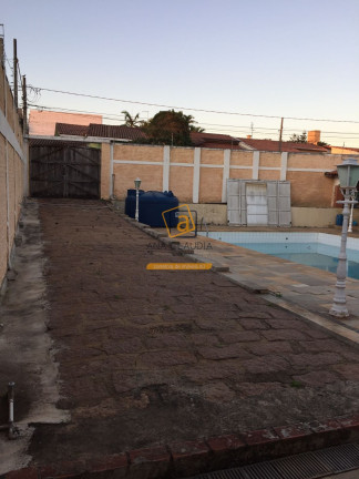 Imagem Casa com 5 Quartos à Venda,  em Brasil - Itu