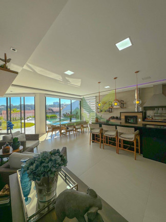 Imagem Casa com 3 Quartos à Venda, 700 m² em Nova Gardenia - Atibaia Imagem Casa com 3 Quartos à Venda, 700 m² em Nova Gardenia - Atibaia