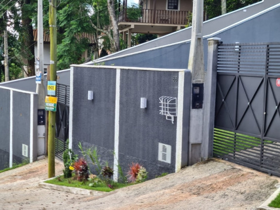 Imagem Casa com 3 Quartos à Venda, 290 m² em Mirante Da Mantiqueira - Mairiporã Imagem Casa com 3 Quartos à Venda, 290 m² em Mirante Da Mantiqueira - Mairiporã