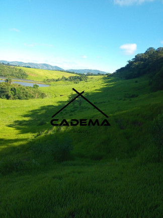 Imagem Chácara com 4 Quartos à Venda, 30 m² em Zona Rural - Monte Sião Imagem Chácara com 4 Quartos à Venda, 30 m² em Zona Rural - Monte Sião