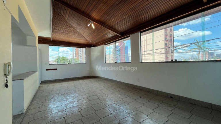 Imagem Casa com 3 Quartos para Alugar, 375 m² em Centro - Sorocaba