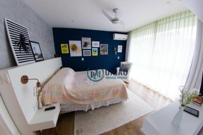 Imagem Casa com 3 Quartos à Venda, 350 m² em Pendotiba - Niterói
