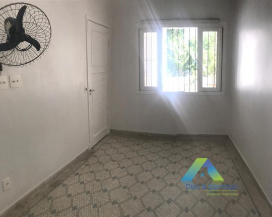 Imagem Sobrado com 6 Quartos à Venda, 300 m² em Cerqueira César - São Paulo