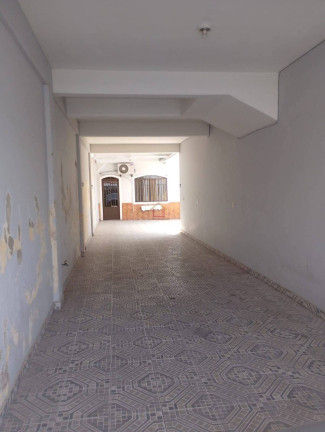 Imagem Casa com 8 Quartos para Alugar, 174 m²