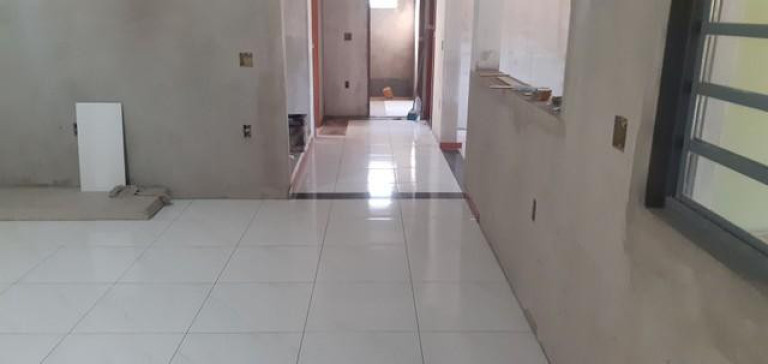 Imagem Casa com 2 Quartos à Venda, 380 m² em Vila Perseu Leite De Barros - Campinas Imagem Casa com 2 Quartos à Venda, 380 m² em Vila Perseu Leite De Barros - Campinas