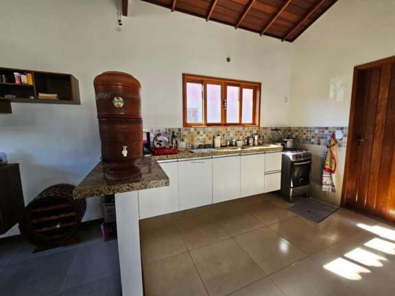 Imagem Casa com 3 Quartos à Venda, 300 m² em Vargem Grande - Teresópolis