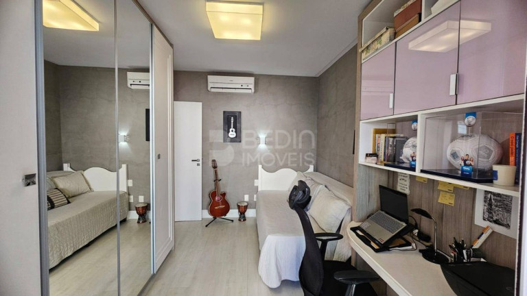 Imagem Apartamento com 3 Quartos à Venda, 177 m² em Centro - Balneário Camboriú