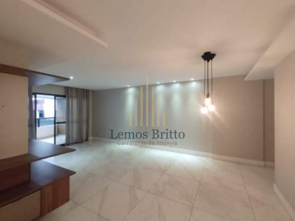 Imóvel com 3 Quartos para Alugar, 165 m² em Pituba - Salvador