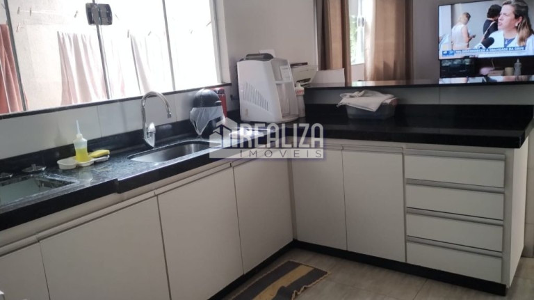 Imagem Casa com 3 Quartos à Venda, 240 m² em Alfredo Freire Ii - Uberaba Imagem Casa com 3 Quartos à Venda, 240 m² em Alfredo Freire Ii - Uberaba