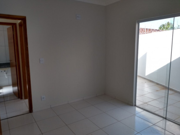 Imagem Casa com 2 Quartos à Venda, 60 m² em Bauru