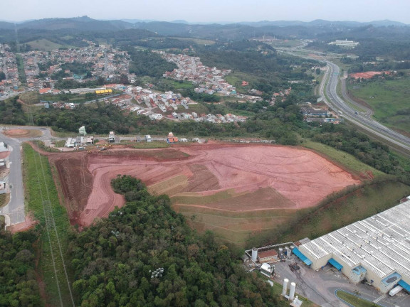 Imagem Imóvel à Venda, 1.500.000 m² em São Paulo - Jundiaí Imagem Imóvel à Venda, 1.500.000 m² em São Paulo - Jundiaí
