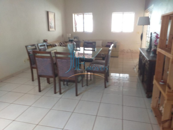 Imagem Casa com 5 Quartos à Venda, 221 m² em Lagoinha - Ribeirão Preto