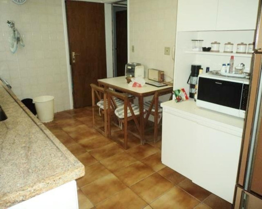 Imagem Apartamento com 3 Quartos à Venda, 165 m² em Pitangueiras - Guarujá
