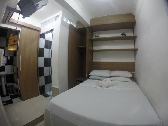 Imagem Casa com 10 Quartos para Alugar, 300 m² em Copacabana - Rio De Janeiro