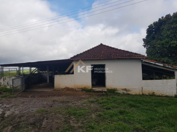 Imagem Imóvel com 2 Quartos à Venda, 800.000 m² em Zona Rural - Cajuru Imagem Imóvel com 2 Quartos à Venda, 800.000 m² em Zona Rural - Cajuru