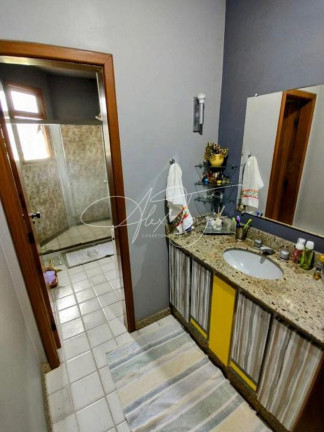Imagem Casa com 4 Quartos à Venda, 259 m² em Mata Da Praia - Vitória Imagem Casa com 4 Quartos à Venda, 259 m² em Mata Da Praia - Vitória