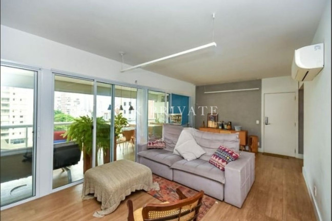 Imagem Apartamento com 3 Quartos à Venda, 135 m² em Sumaré - São Paulo Imagem Apartamento com 3 Quartos à Venda, 135 m² em Sumaré - São Paulo