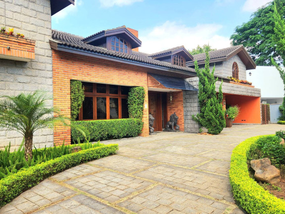 Casa com 4 Quartos para Alugar, 868 m² em Alphaville - Barueri