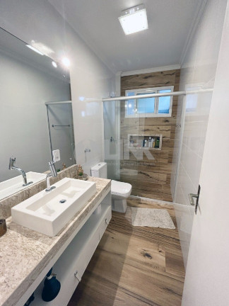 Imagem Casa com 3 Quartos à Venda, 174 m² em Vila Jardim - Porto Alegre Imagem Casa com 3 Quartos à Venda, 174 m² em Vila Jardim - Porto Alegre