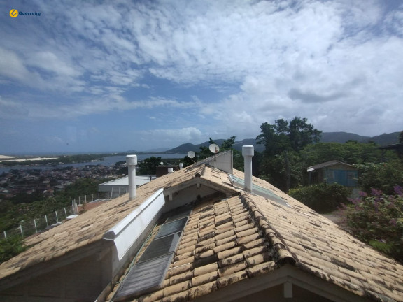 Imagem Casa com 3 Quartos à Venda, 657 m² em Lagoa Da Conceição - Florianópolis Imagem Casa com 3 Quartos à Venda, 657 m² em Lagoa Da Conceição - Florianópolis