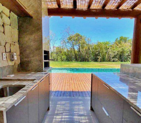 Imagem Casa com 4 Quartos à Venda, 400 m² em Praia Do Forte - Mata De São João