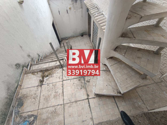 Imagem Casa com 2 Quartos à Venda, 150 m² em Vila Da Penha - Rio De Janeiro Imagem Casa com 2 Quartos à Venda, 150 m² em Vila Da Penha - Rio De Janeiro