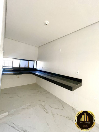 Imagem Casa com 4 Quartos à Venda,  em Urucunema - Eusébio