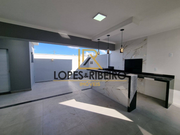 Imagem Casa com 3 Quartos à Venda, 250 m² em Jardim Ouro Verde - Botucatu