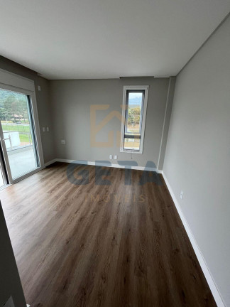 Imagem Sobrado com 4 Quartos à Venda, 270 m² em Santa Regina  - Camboriú