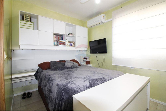 Imagem Apartamento com 3 Quartos à Venda, 68 m² em Jardim Carvalho - Porto Alegre Imagem Apartamento com 3 Quartos à Venda, 68 m² em Jardim Carvalho - Porto Alegre