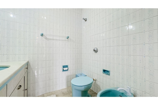 Imagem Imóvel com 3 Quartos à Venda, 108 m² em Petrópolis - Porto Alegre Imagem Imóvel com 3 Quartos à Venda, 108 m² em Petrópolis - Porto Alegre