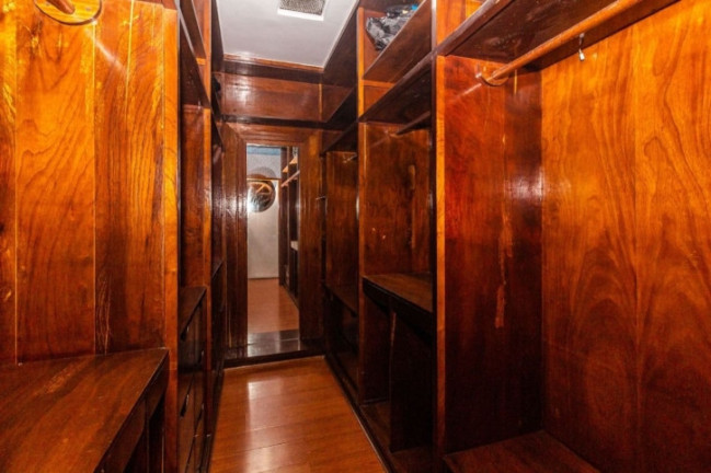 Imagem Casa com 6 Quartos para Alugar, 551 m² em Marapé - Santos Imagem Casa com 6 Quartos para Alugar, 551 m² em Marapé - Santos
