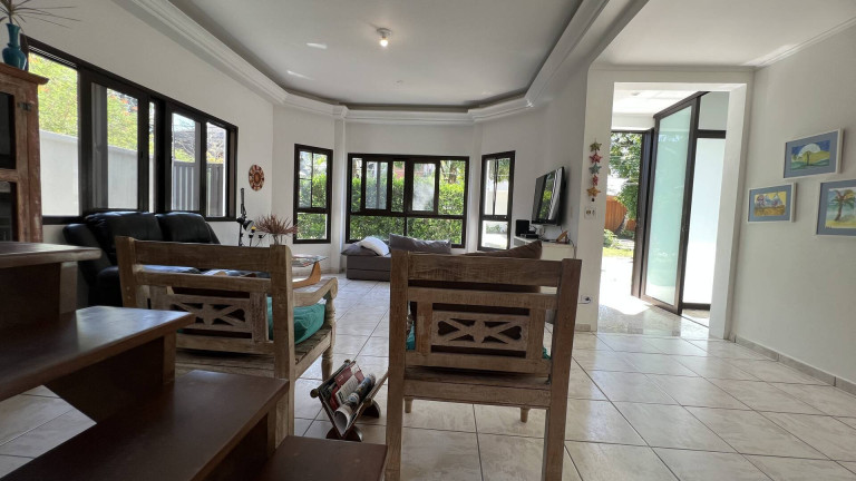 Imagem Casa com 5 Quartos à Venda, 300 m² em Riviera De São Lourenço - Bertioga Imagem Casa com 5 Quartos à Venda, 300 m² em Riviera De São Lourenço - Bertioga