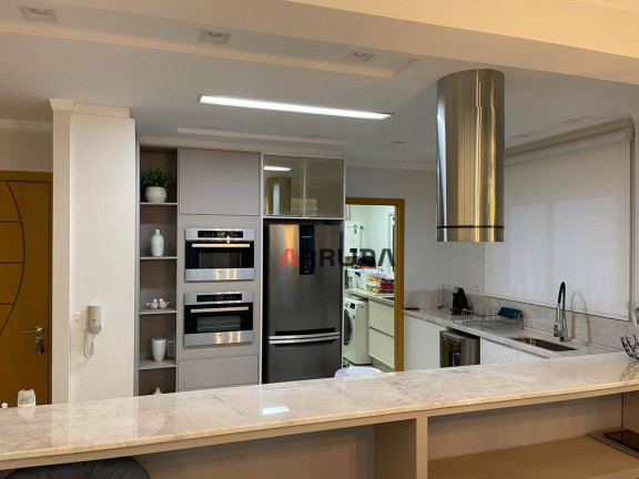 Imagem Apartamento com 3 Quartos à Venda, 105 m² em Centro - Cascavel