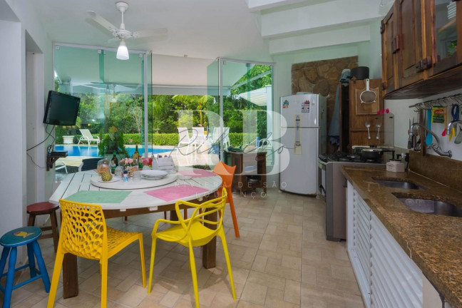 Imagem Imóvel com 4 Quartos à Venda,  em Riviera - Bertioga