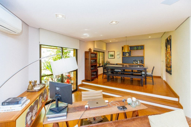 Imagem Apartamento com 3 Quartos à Venda, 218 m² em Itaim - São Paulo