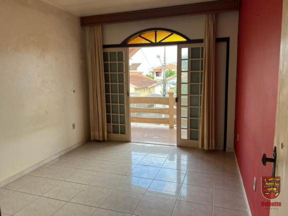Imagem Casa com 4 Quartos à Venda, 280 m² em Balneário - Florianópolis