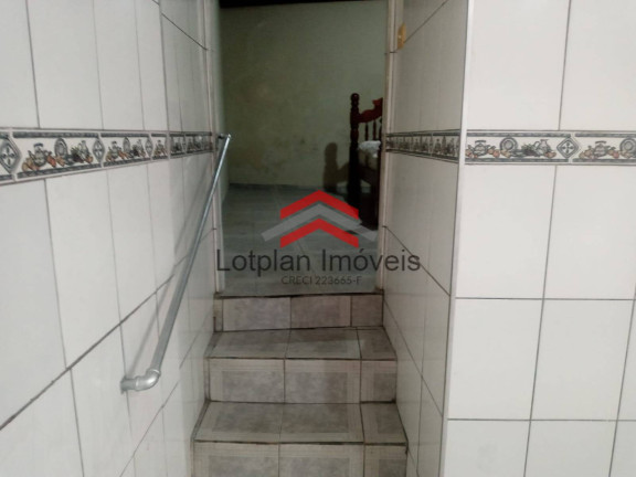 Imagem Casa com 1 Quarto para Alugar,  em Jardim Guairaca - São Paulo