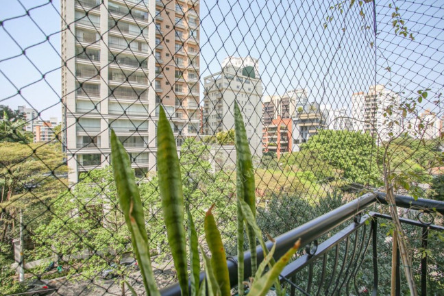 Imagem Imóvel com 3 Quartos à Venda, 288 m² em Vila Nova Conceição - São Paulo Imagem Imóvel com 3 Quartos à Venda, 288 m² em Vila Nova Conceição - São Paulo