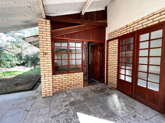 Imagem Casa com 3 Quartos à Venda,  em Campeche - Florianópolis