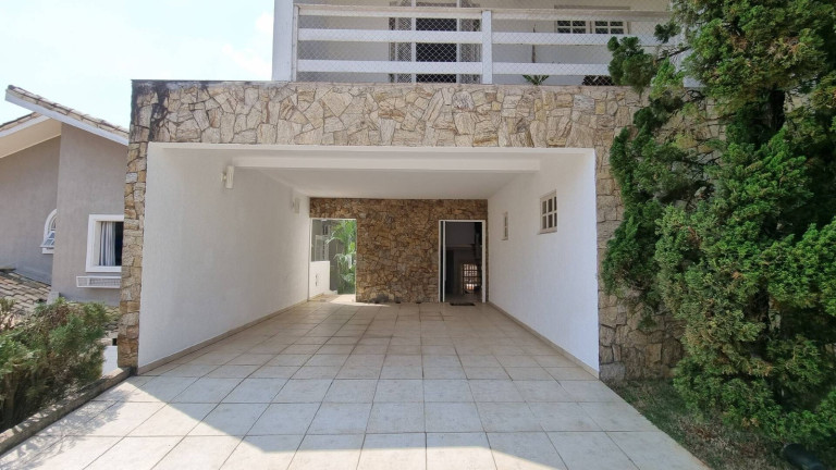 Imagem Casa com 4 Quartos para Alugar, 300 m² em Santana De Parnaíba - Santana De Parnaíba