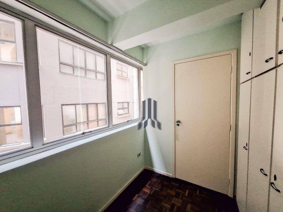 Imagem Sala Comercial à Venda ou Locação, 59 m² em Centro - Curitiba Imagem Sala Comercial à Venda ou Locação, 59 m² em Centro - Curitiba