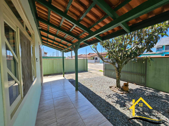 Imagem Casa com 2 Quartos à Venda, 275 m² em Costeira - Balneário Barra Do Sul Imagem Casa com 2 Quartos à Venda, 275 m² em Costeira - Balneário Barra Do Sul