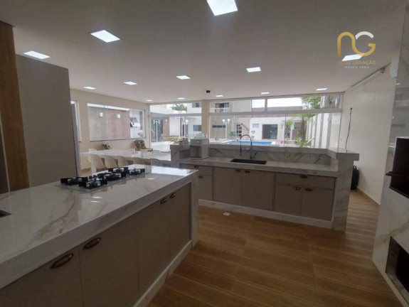 Imagem Sobrado com 8 Quartos à Venda, 500 m² em Balneário Flórida - Praia Grande Imagem Sobrado com 8 Quartos à Venda, 500 m² em Balneário Flórida - Praia Grande