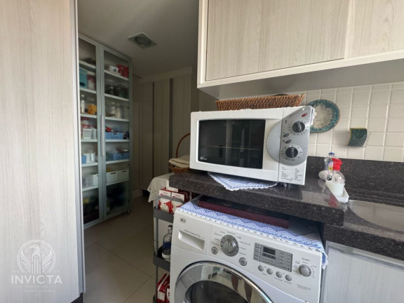 Imagem Apartamento com 3 Quartos à Venda, 162 m² em Centro - Balneário Camboriú Imagem Apartamento com 3 Quartos à Venda, 162 m² em Centro - Balneário Camboriú