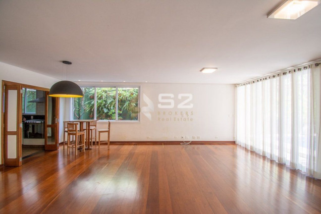 Imagem Casa com 5 Quartos à Venda ou Locação, 456 m² em Vila Madalena - São Paulo Imagem Casa com 5 Quartos à Venda ou Locação, 456 m² em Vila Madalena - São Paulo