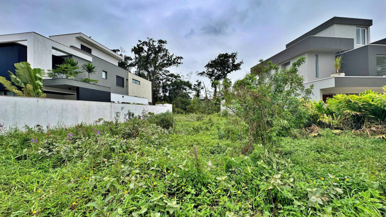 Terreno à Venda, 533 m² em Riviera De São Lourenço - Bertioga