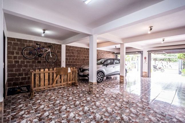 Imagem Imóvel com 4 Quartos à Venda,  em Sarandi - Porto Alegre